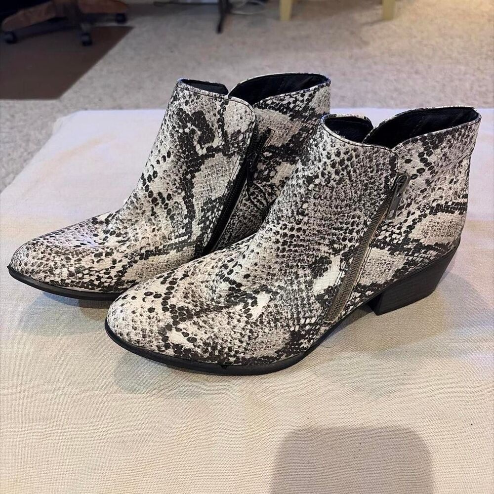 Union-bay Women's multi Boots